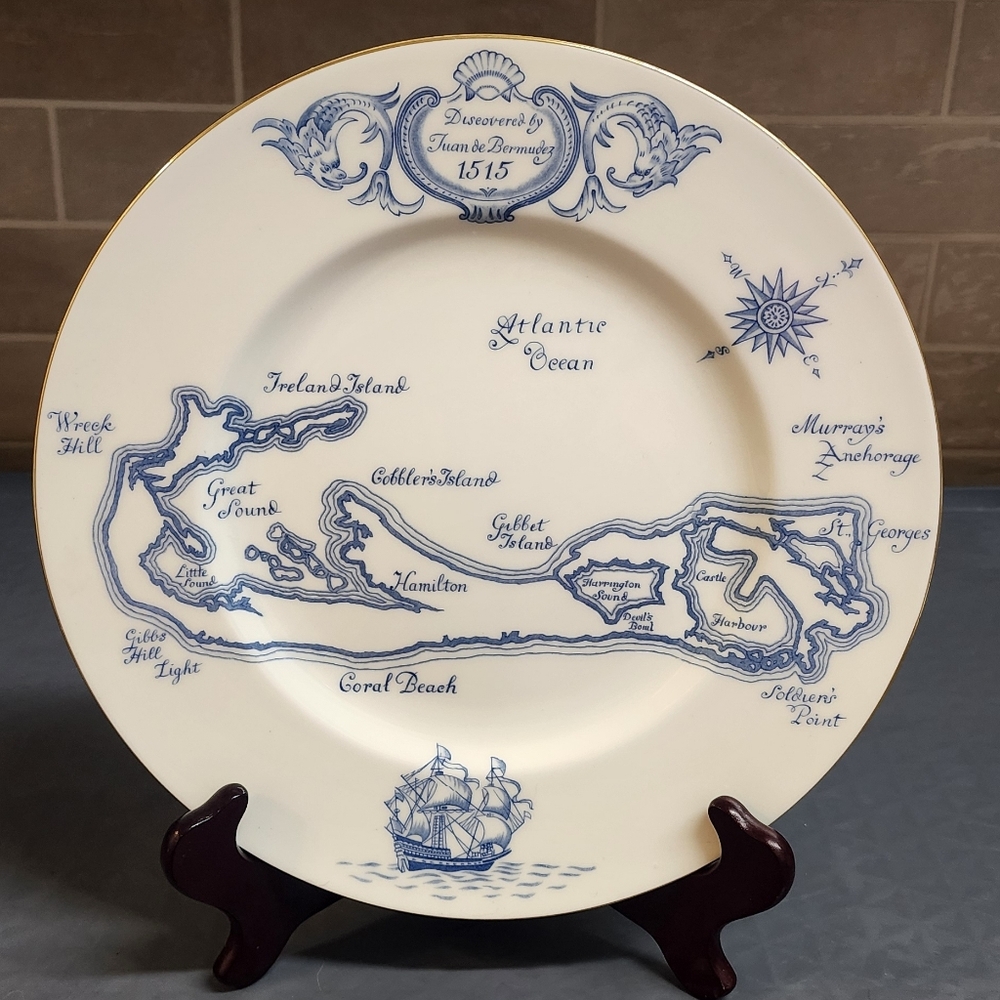 WEDGWOOD Bone China 10 3/4" commemorate Bermuda 1515 plate made in England A.S.